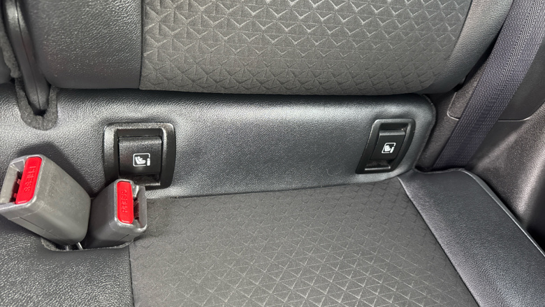 Nissan Juke 1.0 DiG-T 114 N-Connecta 5dr Petrol Hatchback